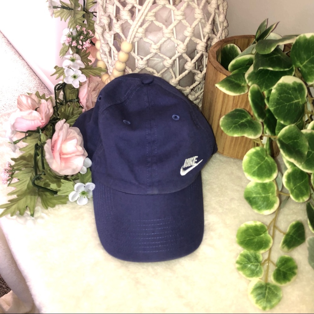 🌸NIKE Purple Ball Cap